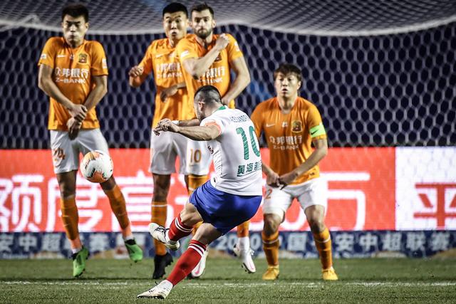 告别美加墨！政治与商业混杂的世界杯 西班牙登顶传控复兴